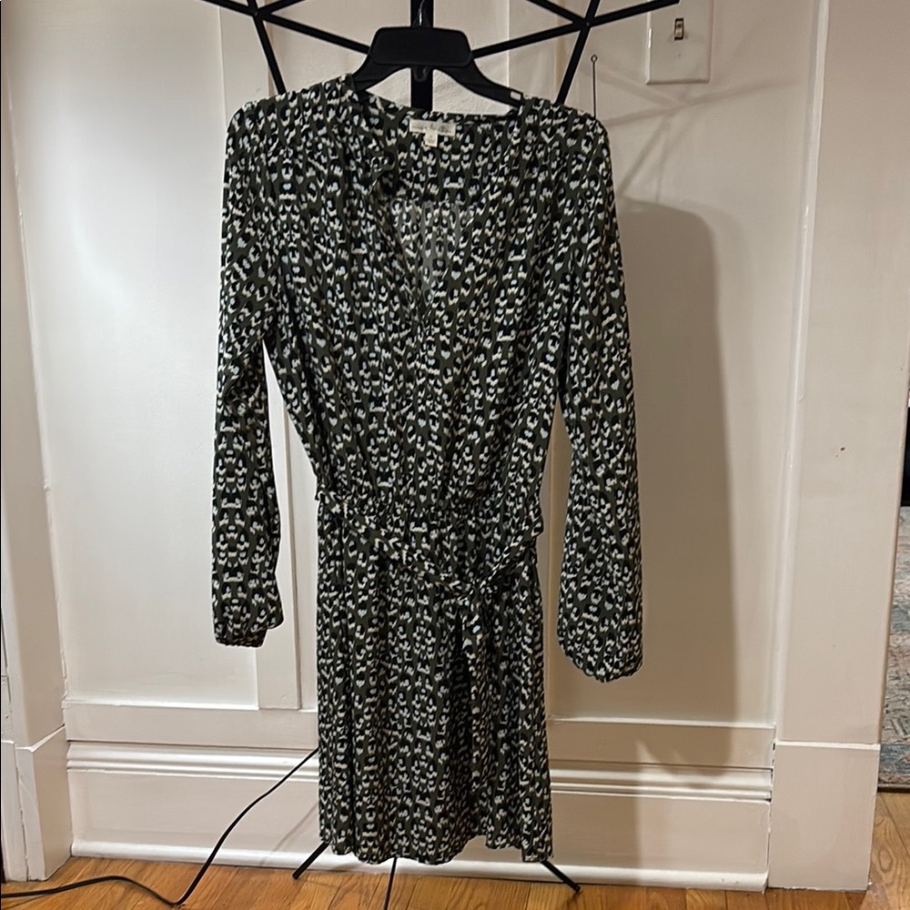 Nine Britton Black and Green Long Sleeve Wrap Dress